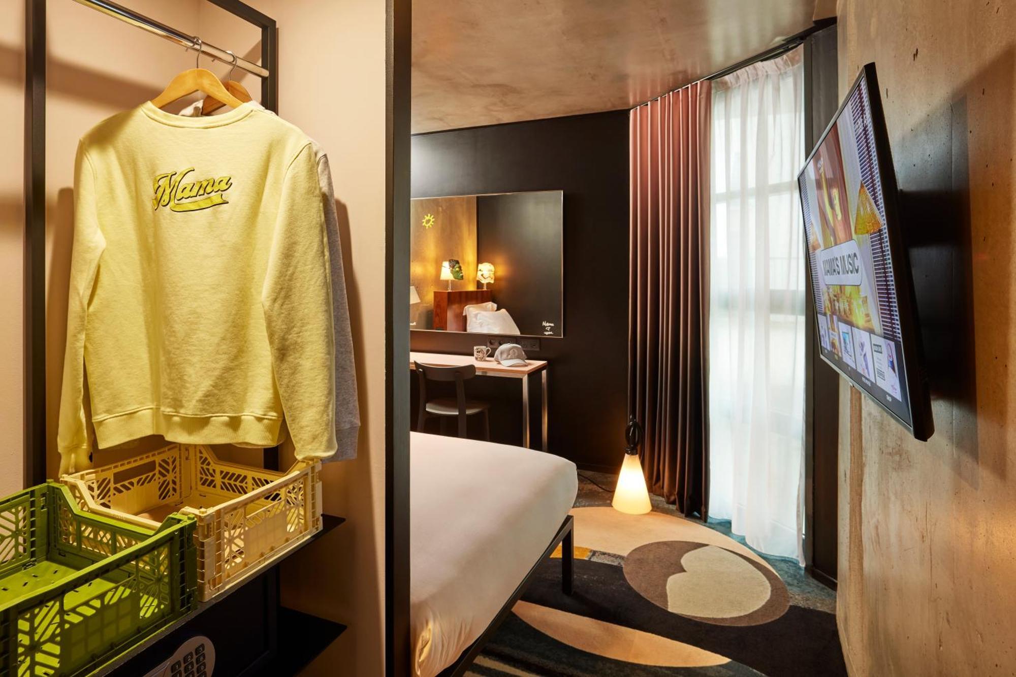 มาม่า เชลเตอร์ ปารีส ตะวันออก Hotel ภายนอก รูปภาพ
